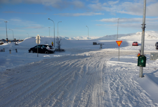 L'Islande à la croisée des chemins. L'Islande à la croisée des chemins.